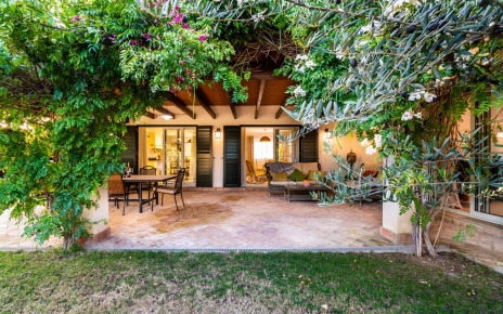 El porche es práctico estar al lado de la cocina